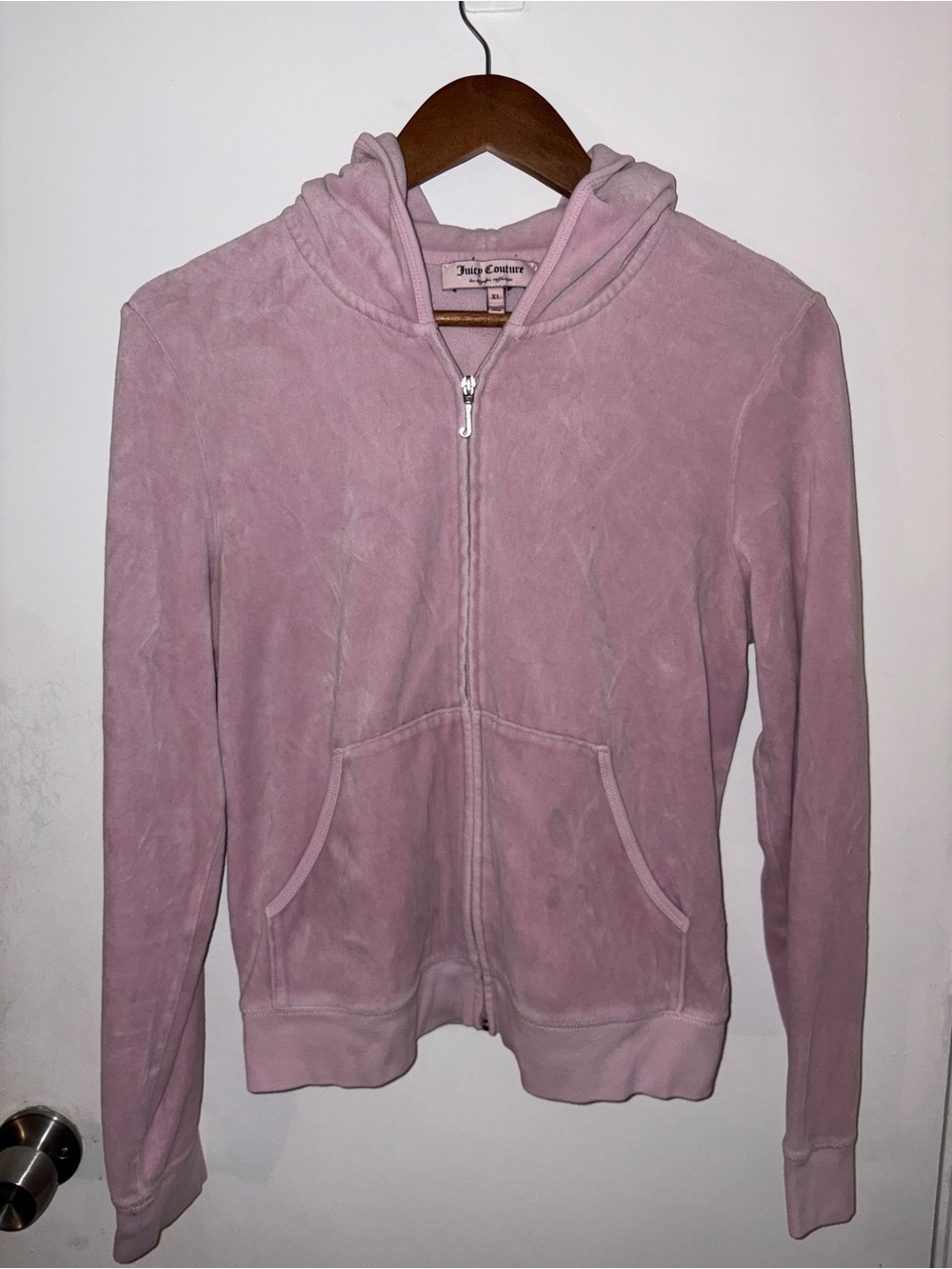Early 2000s Y2K Juicy Couture Pink Velour Zip Hooded Jacket